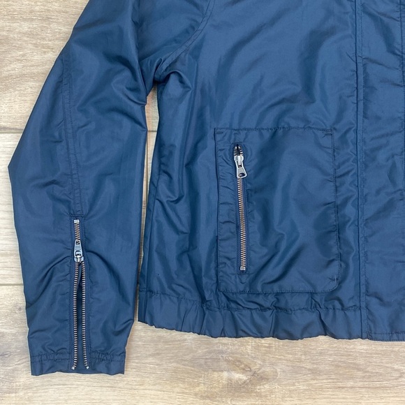 Athleta Water Resistant Hooded Wind‎ Breaker - Picture 3 of 16